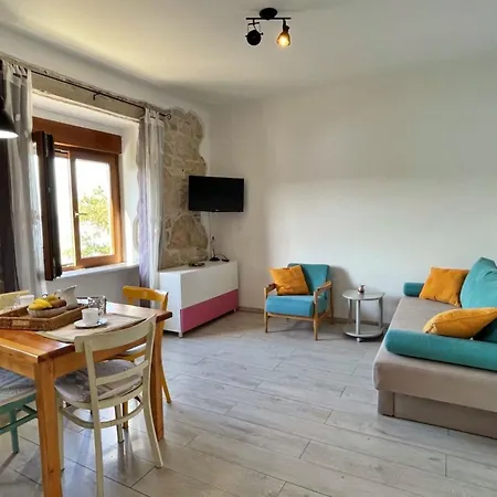 Appartement Gorisek Mit Meerblick By Interhome