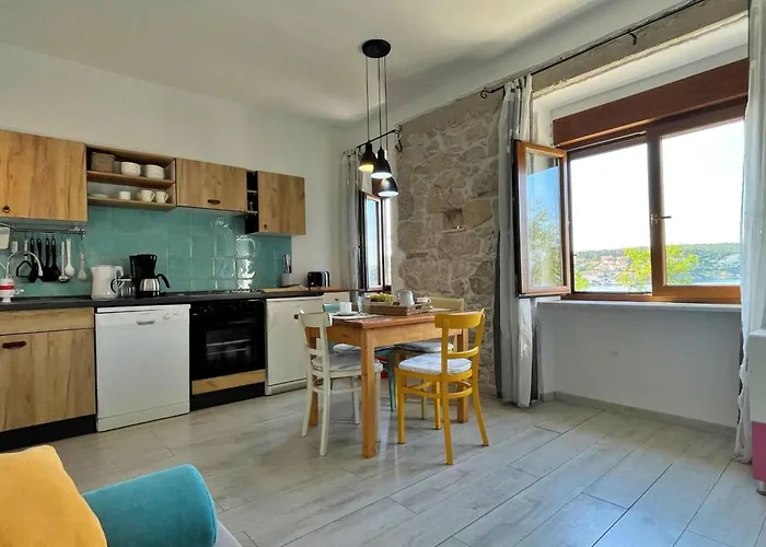 Gorisek Mit Meerblick By Interhome Appartement