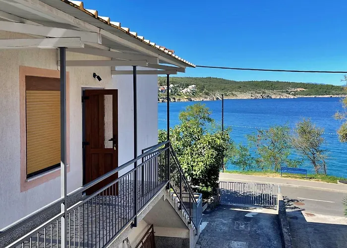 Appartement Gorisek Mit Meerblick By Interhome