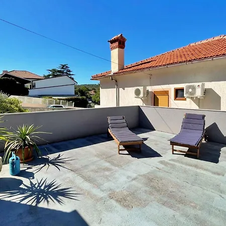 Gorisek Mit Meerblick By Interhome